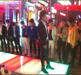 射洪深圳夜总会伴游模特雇用(深圳KTV模特雇用)