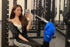 射洪我是一名瑜伽锻练外加兼职模特(我是一名瑜伽锻练外加兼职模特小说)