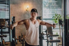 射洪肌肉男模(肌肉男模板)