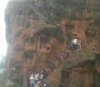 射洪乐山旅游攻略(乐山旅游攻略自由行路线推荐)
