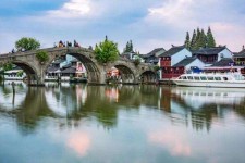 射洪上海旅游攻略(上海旅游攻略手抄报)