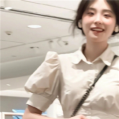 射洪高端纯出女孩雇用(高端名媛定造)奢华游艇豪侈生活月入50W