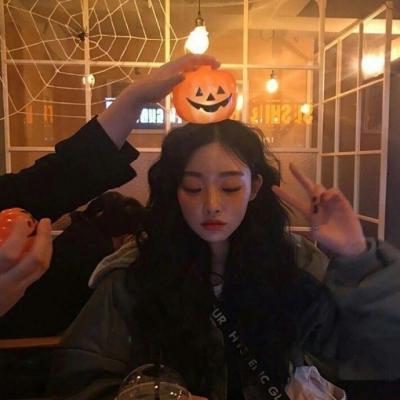 射洪伴游玩耍释放压力，尽情放松表情
