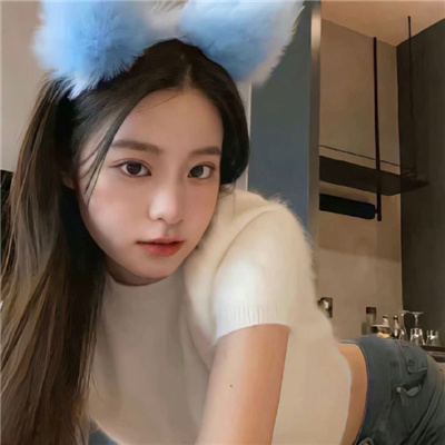 射洪伴游女生苦霞辉